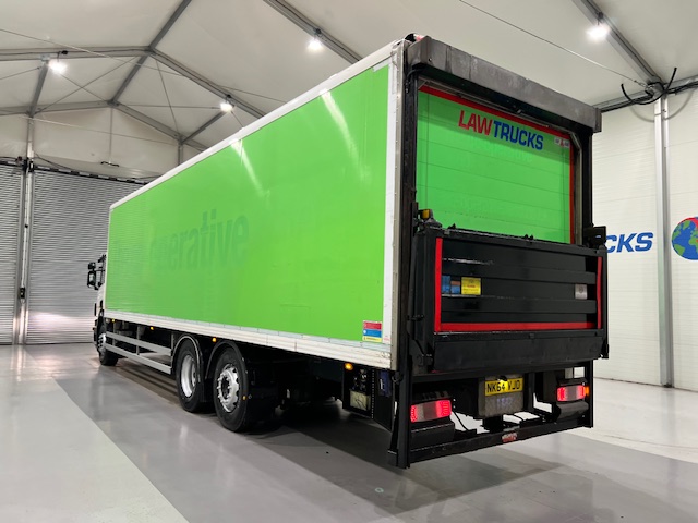 Scania P280 6×2 Rear Lift Day Cab Fridge Box