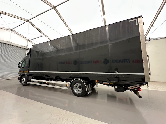 Scania P280 4×2 Sleeper Cab Box Van