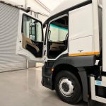 Mercedes Actros 1824 4×2 Sleeper Cab Fridge Box - thumbnail