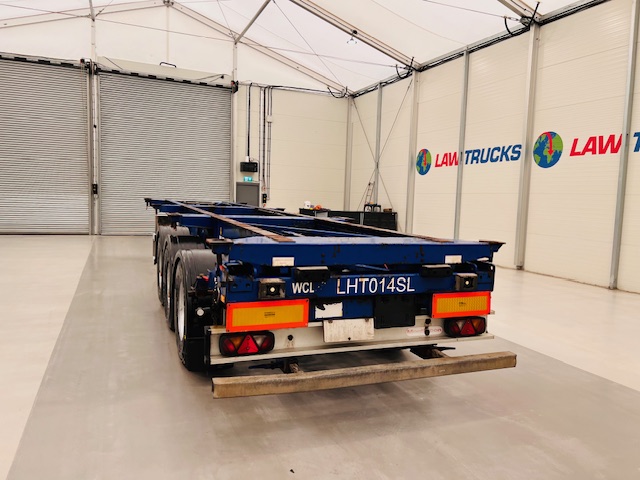 Montracon Tri Axle Sliding Skeletal Trailer BPW