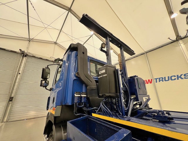 DAF CF85 360 8×4 Day Cab Hookloader