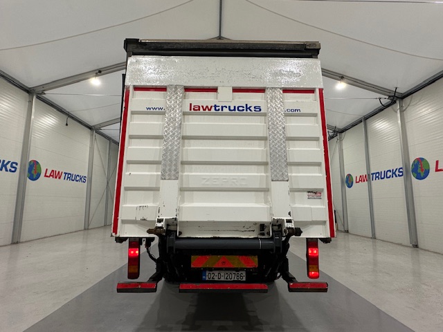 Scania 114 340 6×2 Rear Lift Sleeper Cab Curtainsider