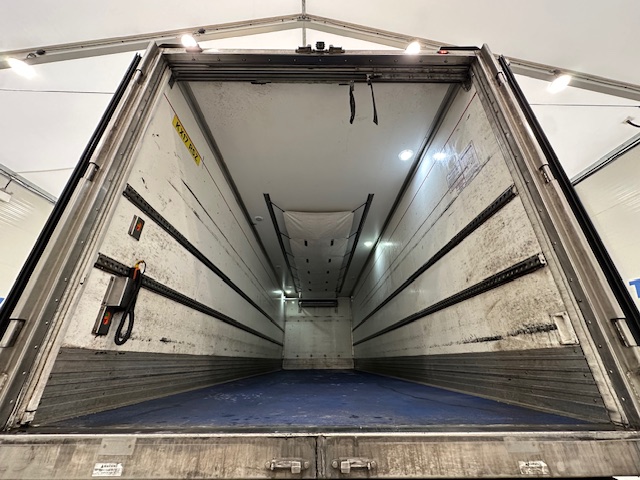 Scania P250 4×2 Sleeper Cab Fridge Box