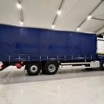 Mercedes Actros 2530 6×2 Sleeper Cab Curtainsider - thumbnail