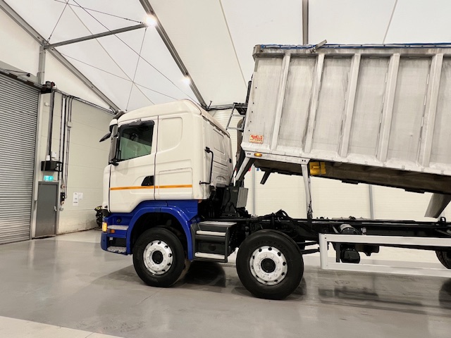 Scania R410 8×4 Sleeper Cab Bulk Tipper