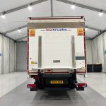 MAN TGM 18.250 4×2 Sleeper Cab Curtainsider - thumbnail