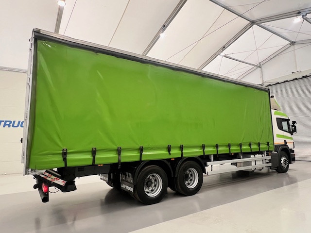 Scania P280 6×2 10 Tyre Rear Lift Curtainsider