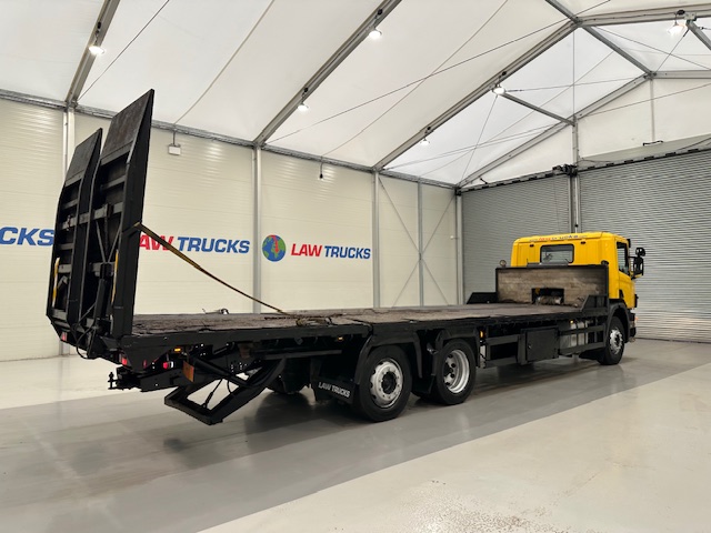 Scania 114 340 6×2 Rear Lift Day Cab Beavertail