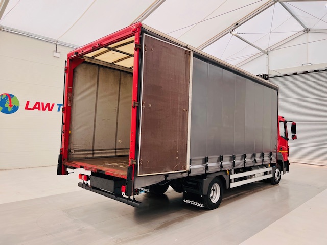 Mercedes Atego 816 Day Cab Curtainsider