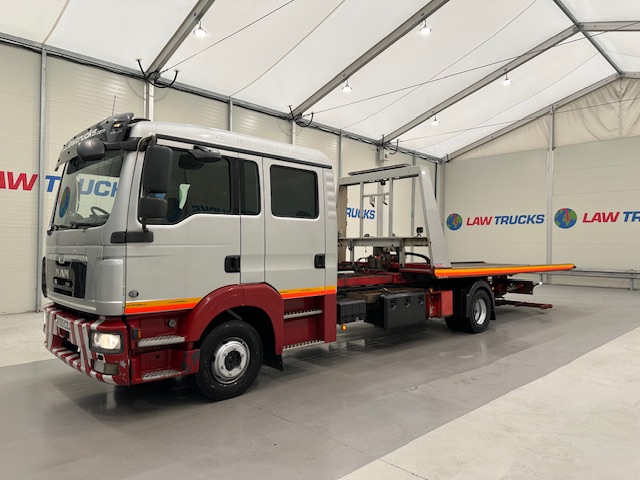 MAN TGL 12.220 Crew Cab Tilt and Slide
