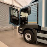 MAN TGS 26.360 6×2 Sleeper Cab Insulated Box Van - thumbnail