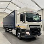 DAF CF 330 6×2 Rear Lift Sleeper Cab Curtainsider - thumbnail