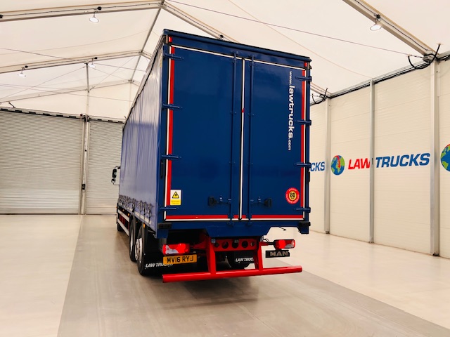 MAN TGS 26.340 6×2 Rear Steer Curtainsider