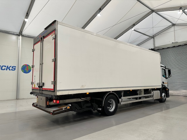 Mercedes Antos 1827 Day Cab Fridge Box