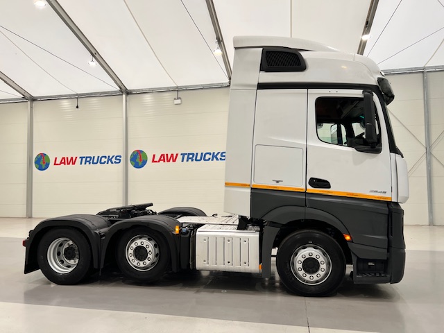 Mercedes Actros 2545 6×2 Midlift Tractor Unit