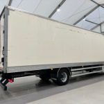 Mercedes Actros 1830 Sleeper Cab Box Van - thumbnail