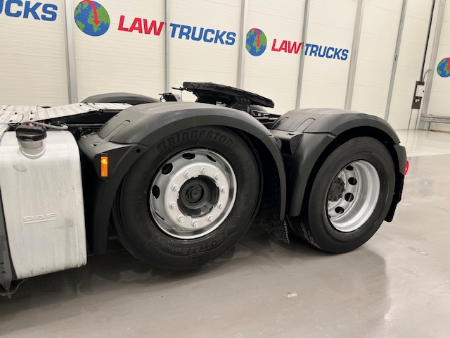 DAF XF 460 6×2 Midlift Tractor Unit