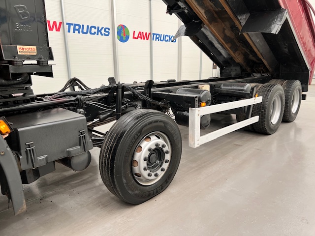 Scania G410 8×4 Rest Cab Steel Tipper