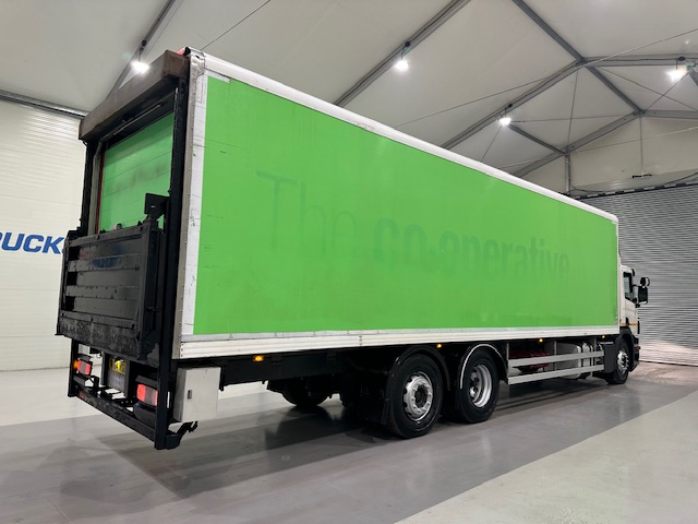 Scania P280 6×2 Rear Lift Day Cab Fridge Box