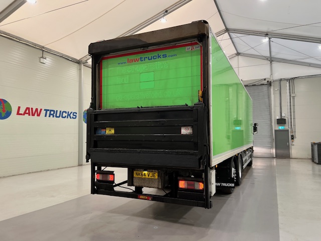Scania P280 6×2 Rear Lift Day Cab Fridge Box