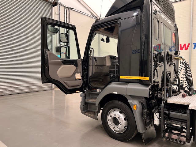 DAF LF 260 4×2 Rest Cab Tractor Unit