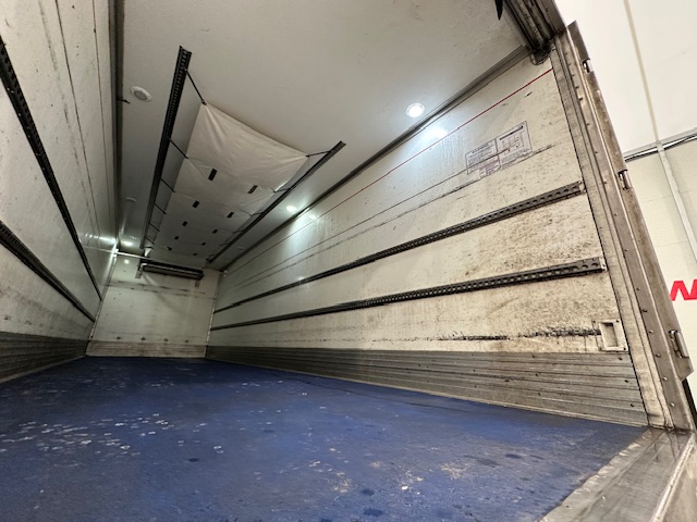 Scania P250 4×2 Sleeper Cab Fridge Box