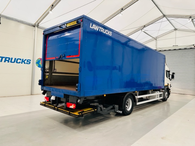 Scania P250 4×2 Sleeper Cab Box Van Manual