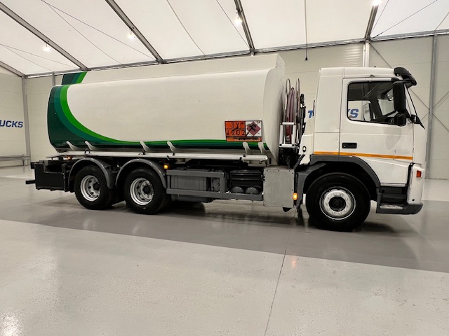 Volvo FM9 300 19000 Litre Fuel Tanker