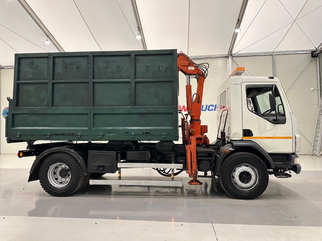 DAF LF55 220 4×2 Steel Tipper Grab Manual