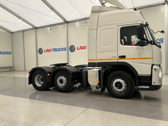 Volvo FM 450 6×2 Midlift Tractor Unit