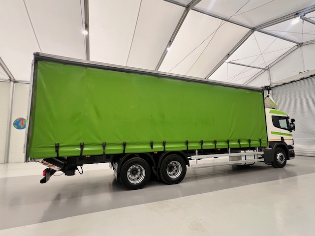 Scania P280 6×2 10 Tyre Rear Lift Curtainsider