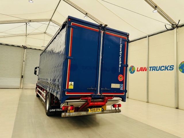 Mercedes Actros 1824 Day Cab Curtainsider
