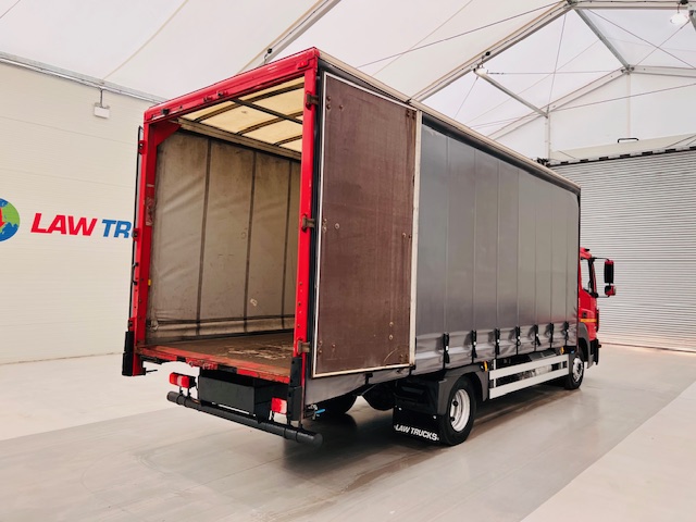 Mercedes Atego 816 Day Cab Curtainsider
