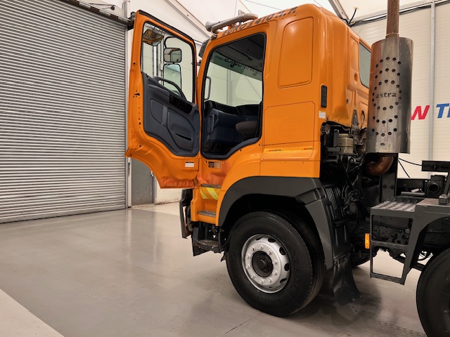 Hino 700 3241 8×4 Cement Mixer