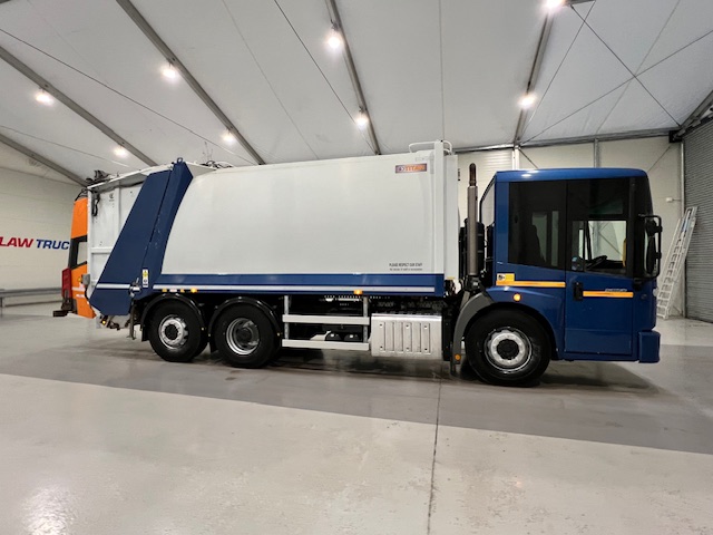 Mercedes Econic 2630 6×2 Refuse Bin Lorry