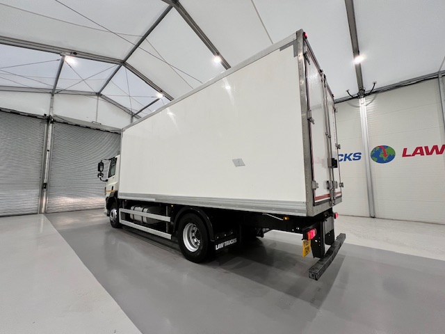 DAF CF 260 4×2 Day Cab Fridge Box