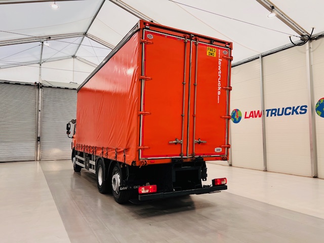 DAF CF75 310 6×2 Rear Lift Day Cab Curtainsider