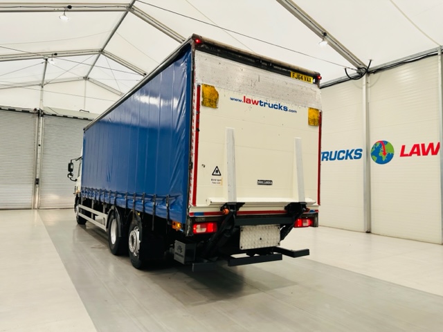 DAF CF75 310 6×2 Rear Lift Sleeper Cab Curtainsider