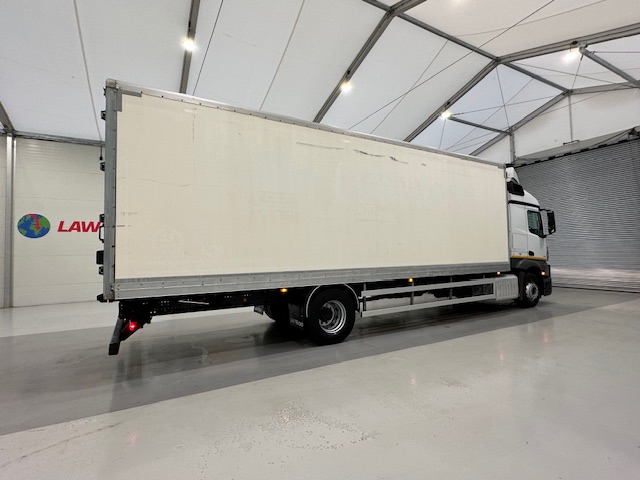 Mercedes Actros 1830 Sleeper Cab Box Van