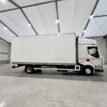 Renault Midlum 190 Sleeper Cab Box Van - thumbnail