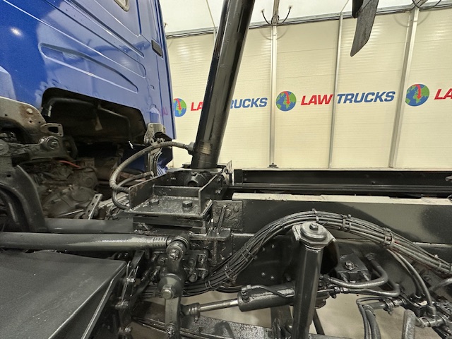 Scania R380 8×4 Sleeper Cab Tipper