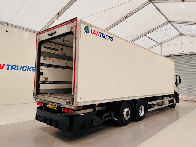 Iveco Stralis 310 AT 6×2 Fridge Box
