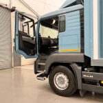 MAN TGS 26.320 6×2 Sleeper Cab Insulated Box Van - thumbnail