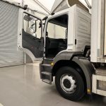 Mercedes Axor 1824 Day Cab Box Van - thumbnail