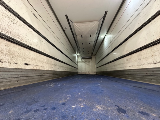 Scania P250 4×2 Sleeper Cab Fridge Box