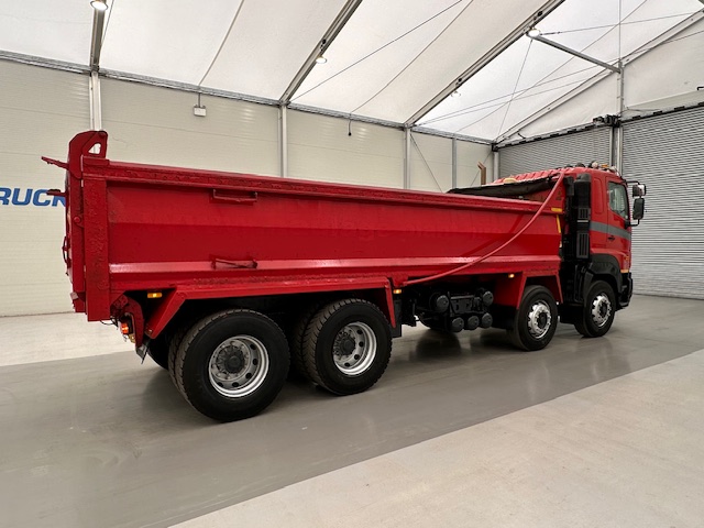 Hino 3241 700 8×4 Sleeper Cab Steel Tipper
