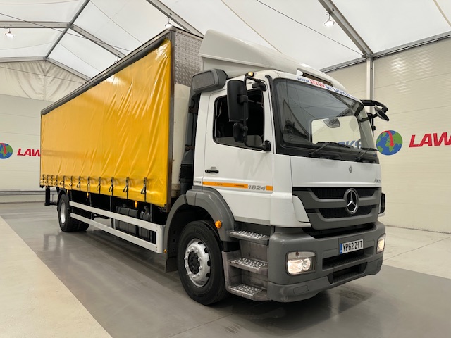 Mercedes Axor 1824 Day Cab Curtainsider Manual