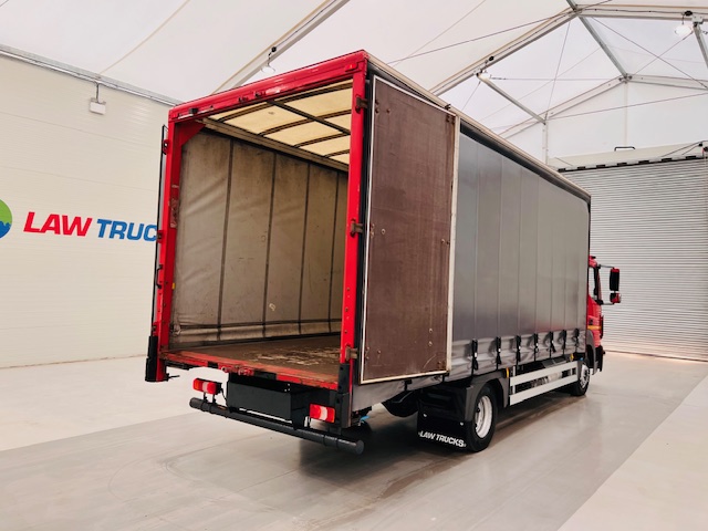 Mercedes Atego 816 Day Cab Curtainsider