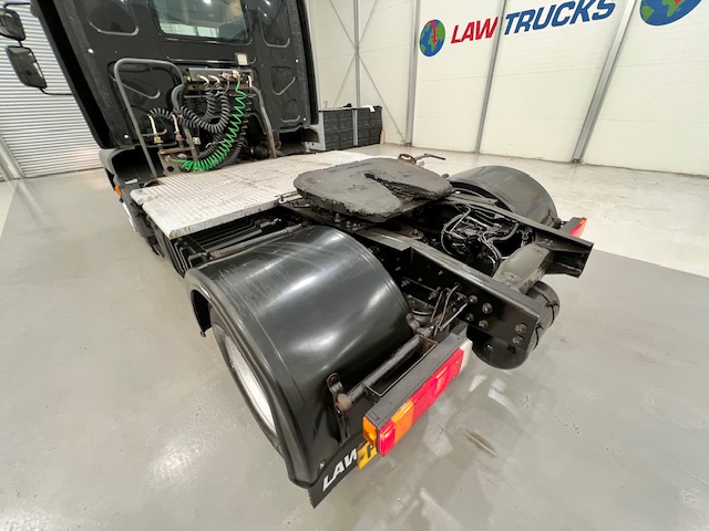 DAF LF 260 4×2 Rest Cab Tractor Unit