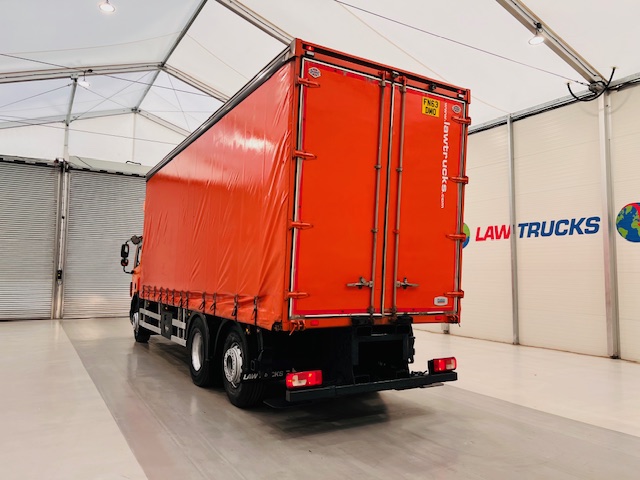 DAF CF75 310 6×2 Rear Lift Day Cab Curtainsider